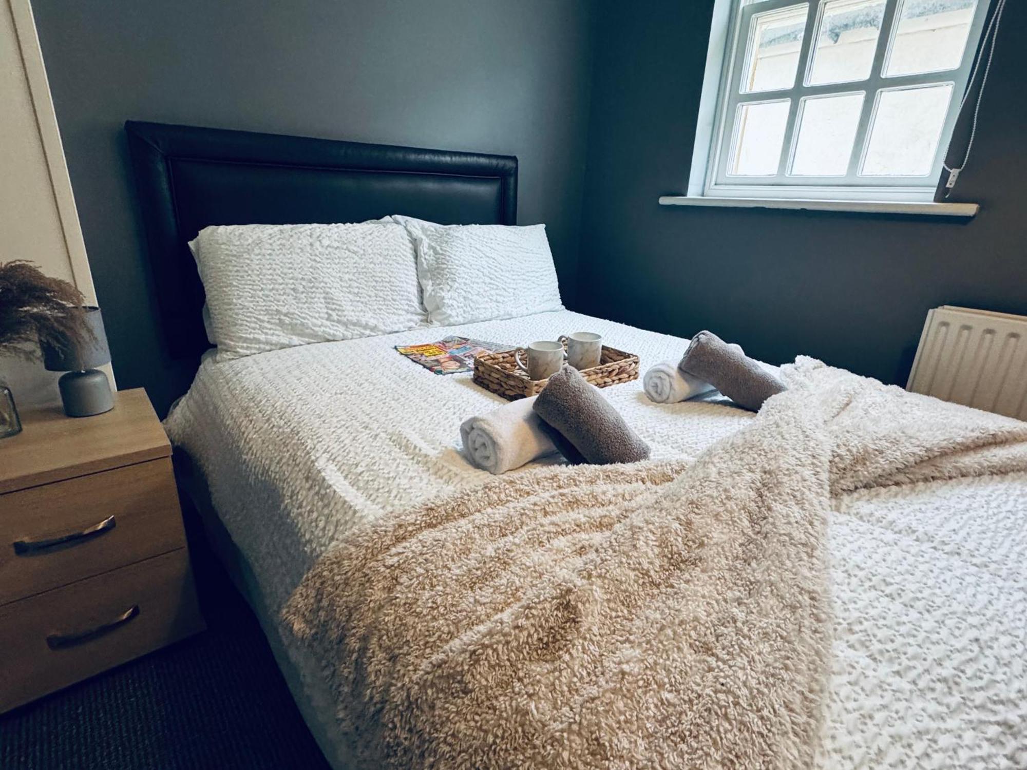 Queens Townhouse - 4 Bed 화이트헤이븐 외부 사진